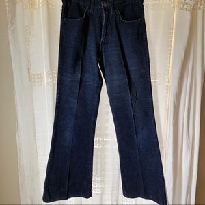 VINTAGE Levi’s Corduroy Flares